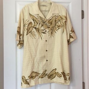 Tommy Bahama short sleeve silk button down shirt